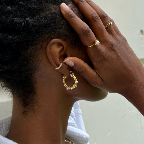 Ellie Vail / Nicoletta Pearl Hoop Earring - Gold - nineNORTH | Men's & Women's Clothing Boutique