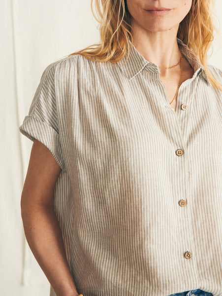 Faherty Breeze Shirt / Tan Petite Stripe - nineNORTH | Men's & Women's Clothing Boutique